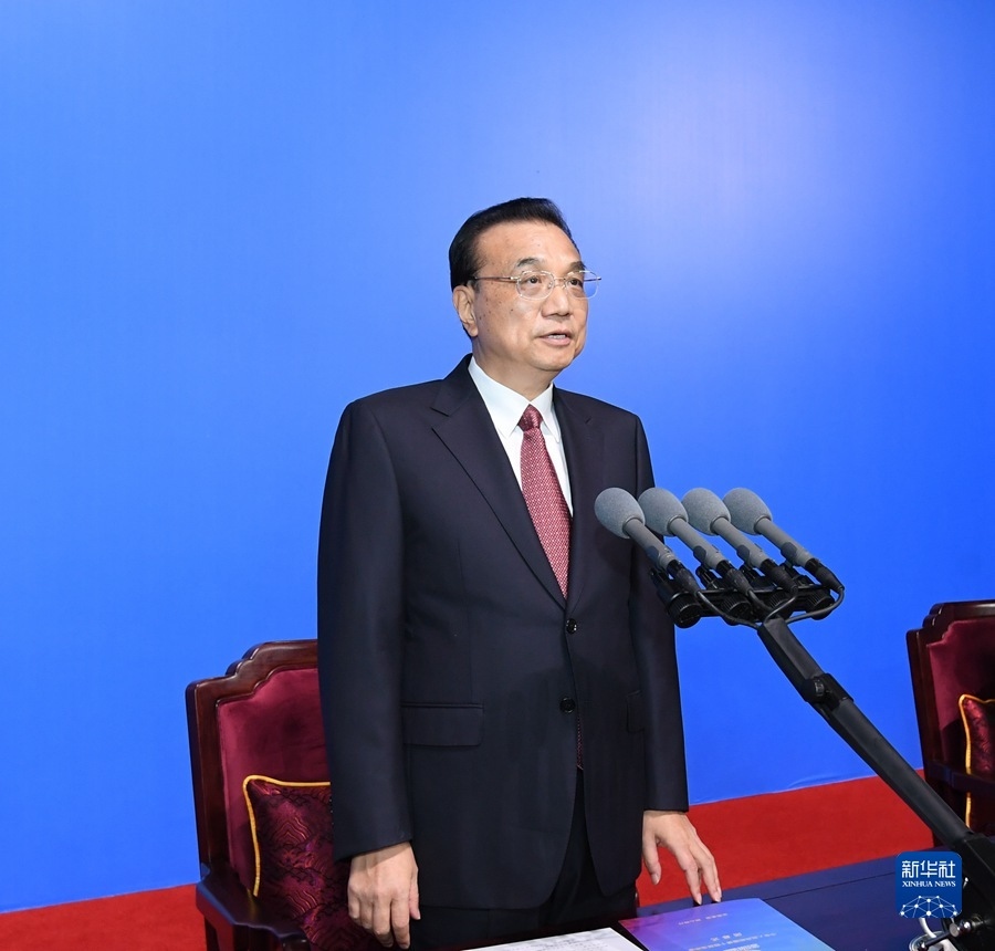 9月27日晚，中華人民共和國第十四屆運(yùn)動(dòng)會(huì)在陜西西安閉幕。中共中央政治局常委、國務(wù)院總理李克強(qiáng)出席閉幕式并宣布運(yùn)動(dòng)會(huì)閉幕。新華社記者 申宏 攝