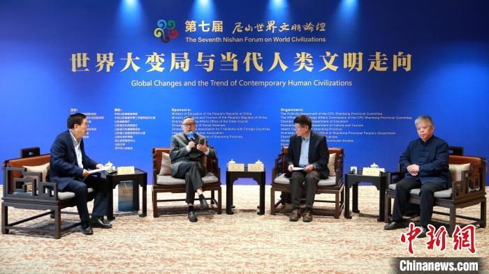 9月27日，第七屆尼山世界文明論壇首場高端對話舉行?！×籂?攝