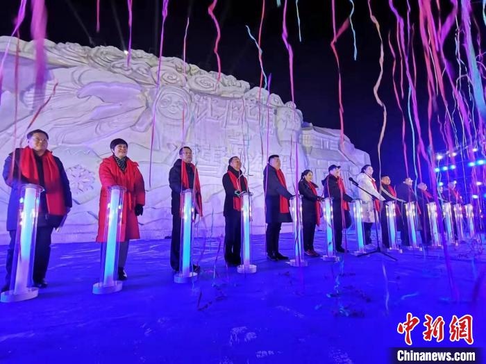 啟動(dòng)儀式現(xiàn)場(chǎng)?！≮w桂華 攝