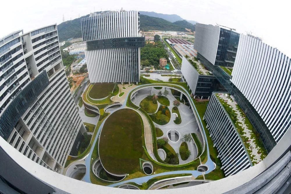 △位于深圳的光明科學(xué)城啟動(dòng)區(qū)。預(yù)計(jì)今年啟動(dòng)區(qū)的合成生物大科學(xué)裝置將部分投入使用。