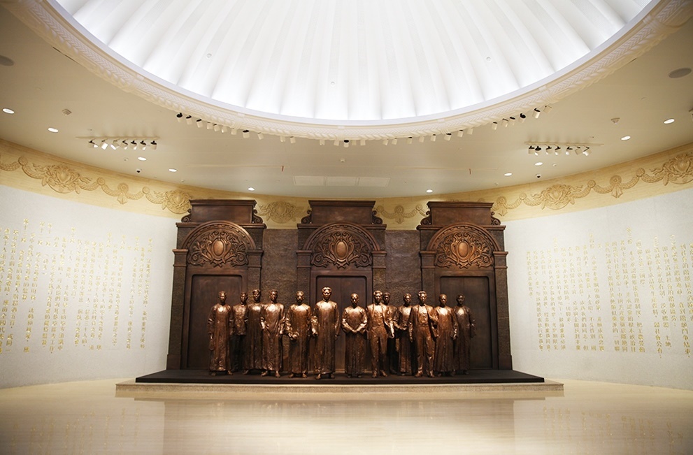 中共一大紀(jì)念館序廳。人民網(wǎng)記者 楊文全攝