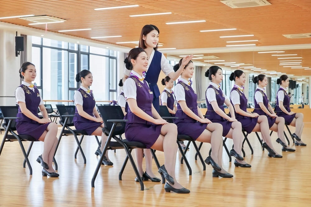 形象儀態(tài)塑造。