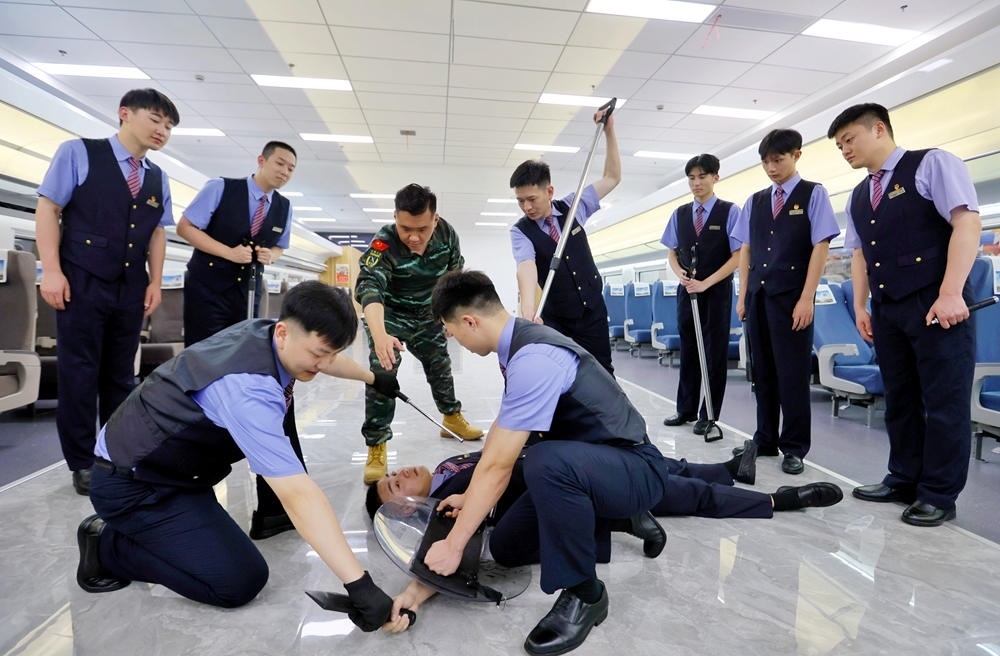 應(yīng)急處置培訓(xùn)。