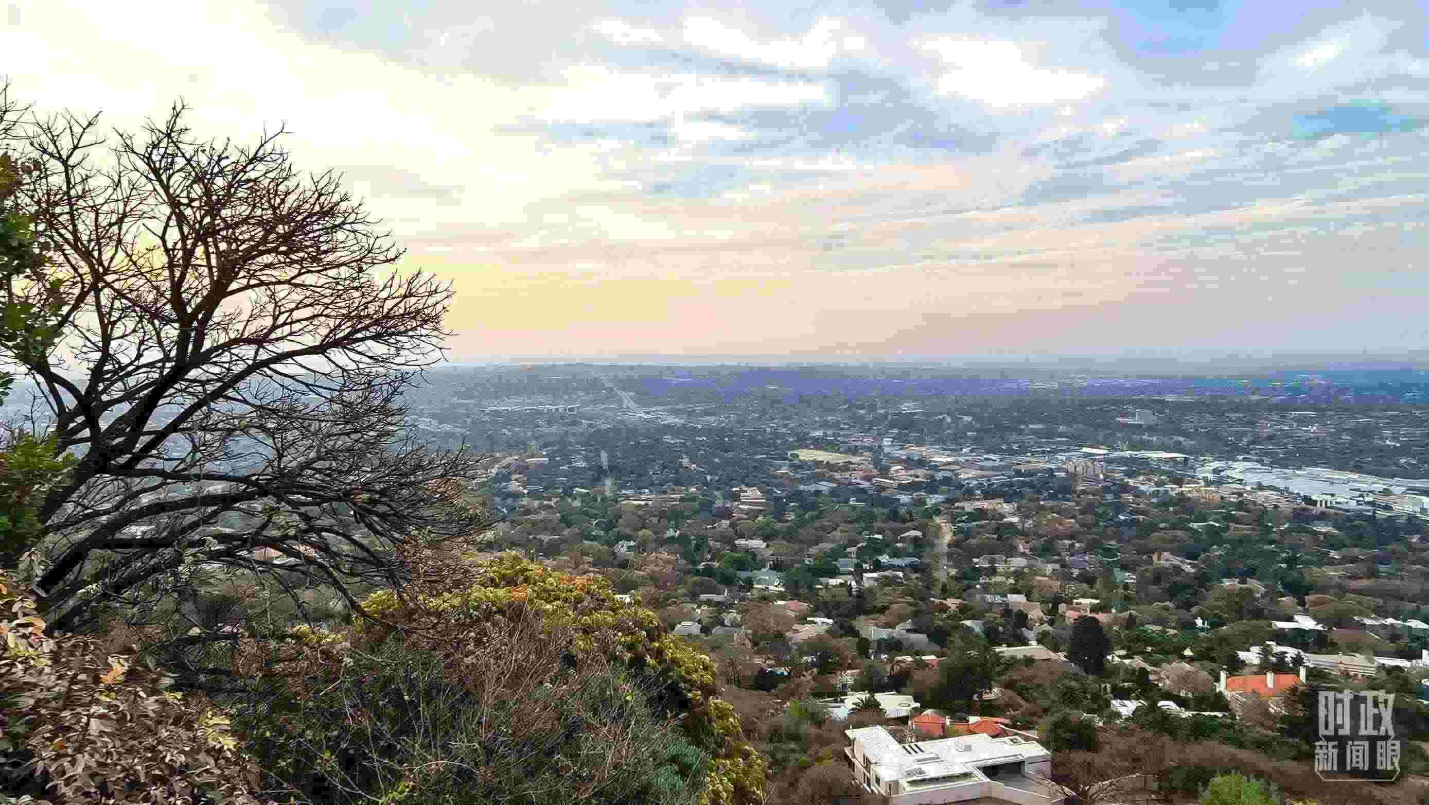 △南非約翰內(nèi)斯堡。（總臺(tái)央視記者韓銳拍攝）