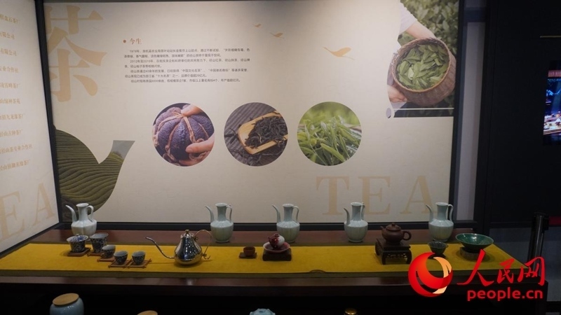 余杭區(qū)徑山鎮(zhèn)徑山村鄉(xiāng)村客廳的文創(chuàng)館。人民網(wǎng)肖聰聰攝