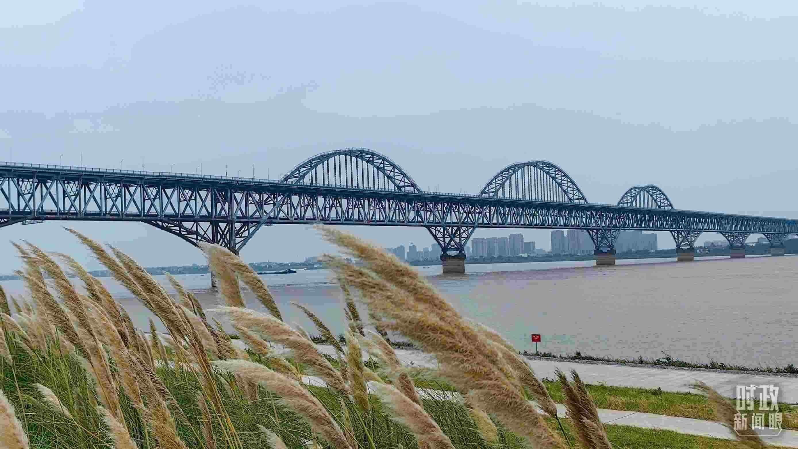 △長(zhǎng)江國(guó)家文化公園九江城區(qū)段。（總臺(tái)央視記者段德文拍攝）