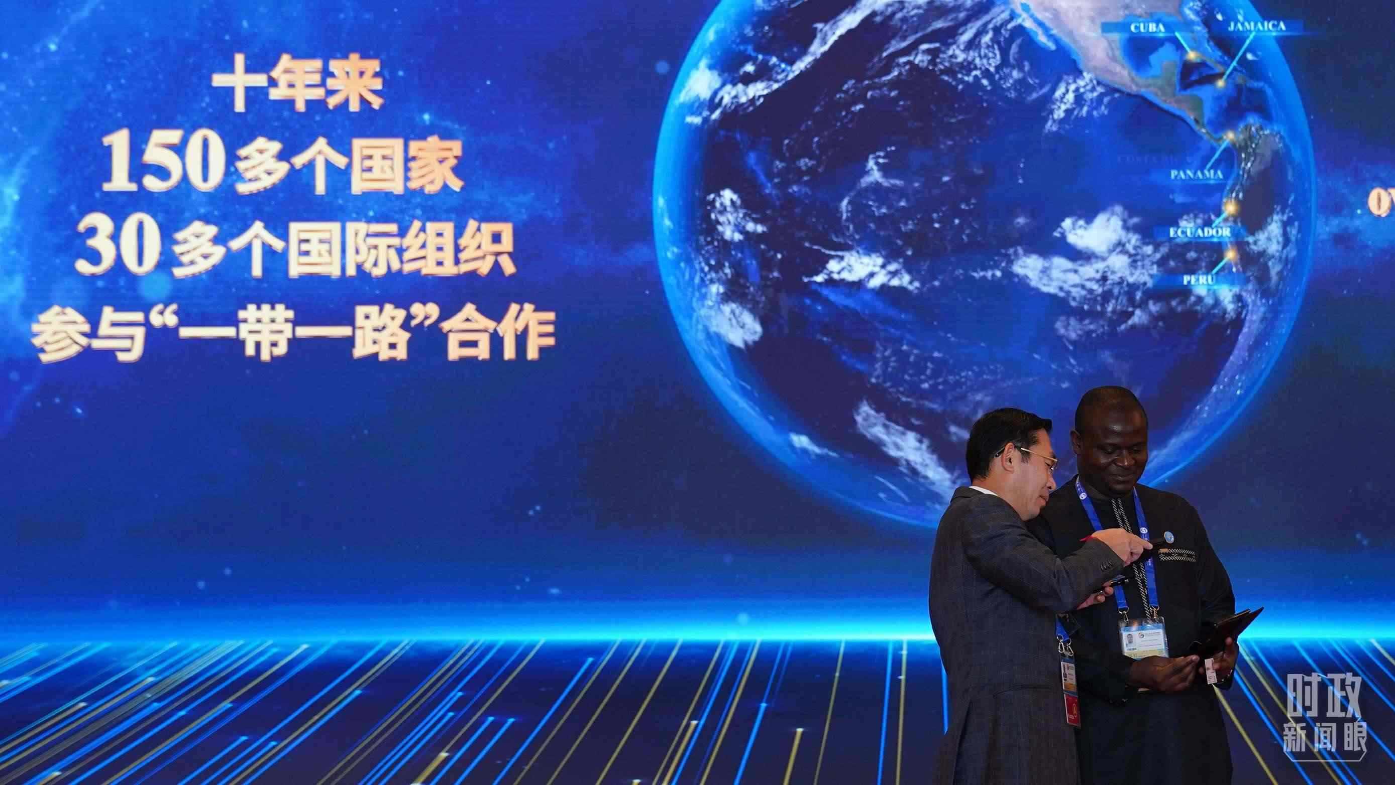 △“一帶一路”助力許多發(fā)展中國家加快邁向現(xiàn)代化的步伐。（總臺國廣記者李晉拍攝）