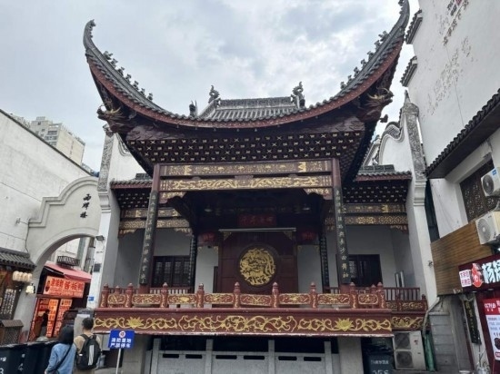 10月25日，長(zhǎng)沙太平老街一角。（本報(bào)記者 劉書(shū)文攝）