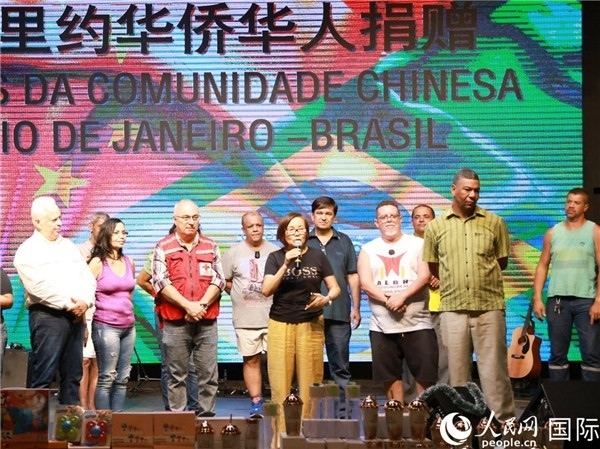 捐贈活動中方發(fā)起人之一的孫特英女士在捐贈活動中致辭。人民網(wǎng)記者 陳海琪攝