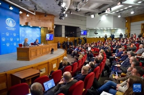 1月18日，在俄羅斯首都莫斯科，俄羅斯外長拉夫羅夫回答記者提問。新華社發(fā)（亞歷山大攝）