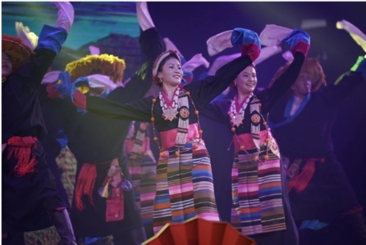 圖為2024“歡樂(lè)春節(jié)”中泰互致新春賀辭活動(dòng)現(xiàn)場(chǎng)。 中國(guó)駐泰國(guó)大使館文化處供圖