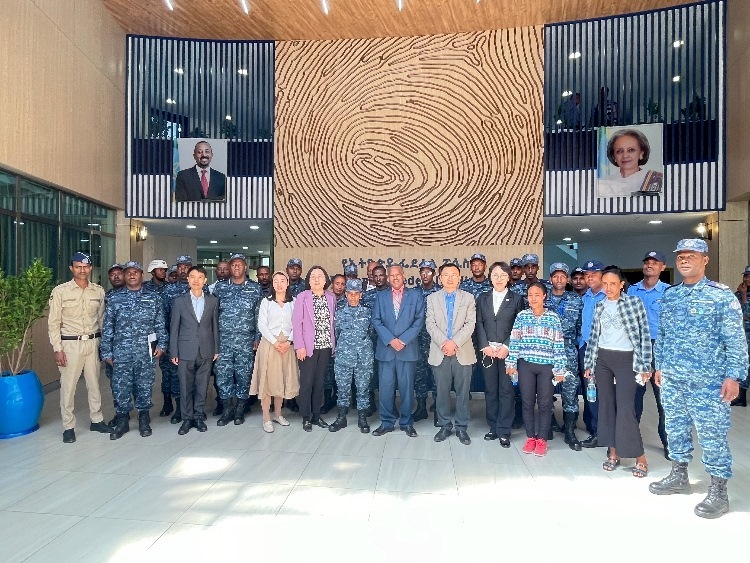 圖為埃塞俄比亞聯(lián)邦警察中文培訓班開班儀式現(xiàn)場。亞的斯亞貝巴大學孔子學院供圖