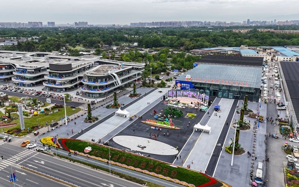 這是2024年4月23日拍攝的成都世園會(huì)郫都分會(huì)場（無人機(jī)照片）。新華社記者 王曦 攝