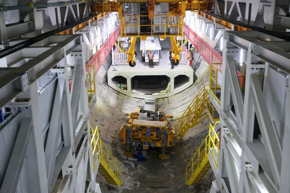 2024年2月16日，中鐵十四局集團的建設者在京唐城際鐵路運潮減河隧道施工。新華社記者 邢廣利 攝