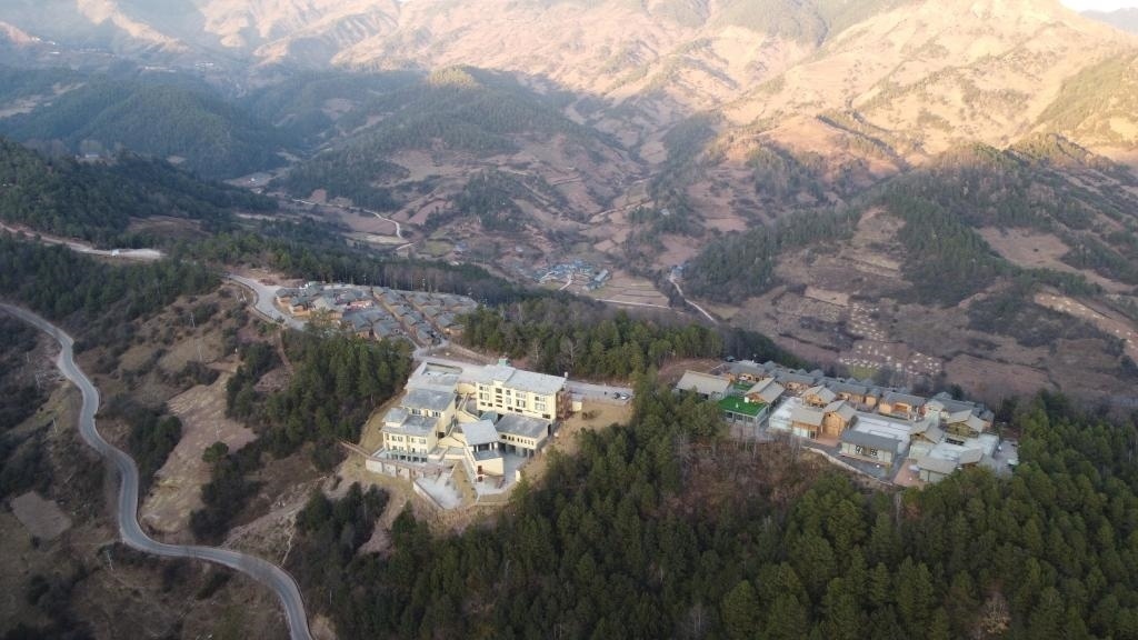 三河村全景（無人機(jī)照片）。新華社記者 尹恒 攝