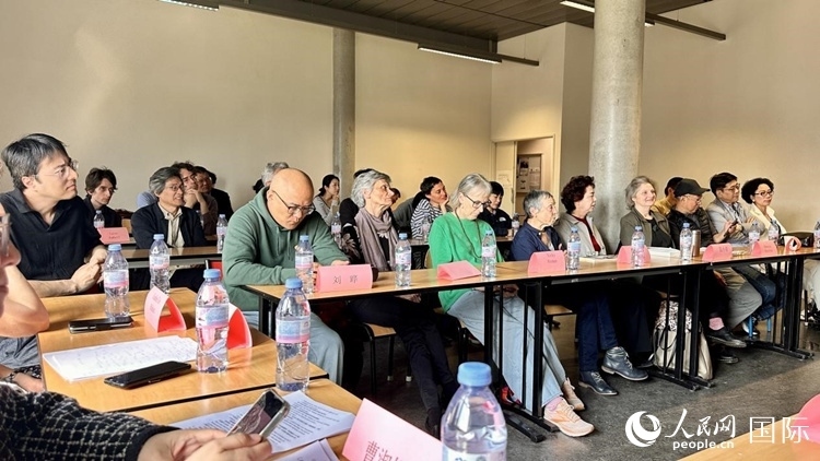 “國(guó)際青年文學(xué)共讀”活動(dòng)現(xiàn)場(chǎng)。人民網(wǎng)記者 于超凡攝