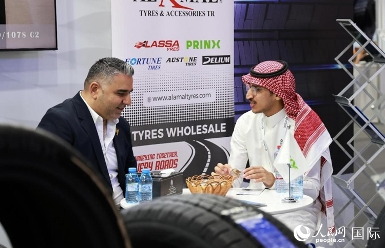 展會(huì)一景。人民網(wǎng)記者 管克江攝