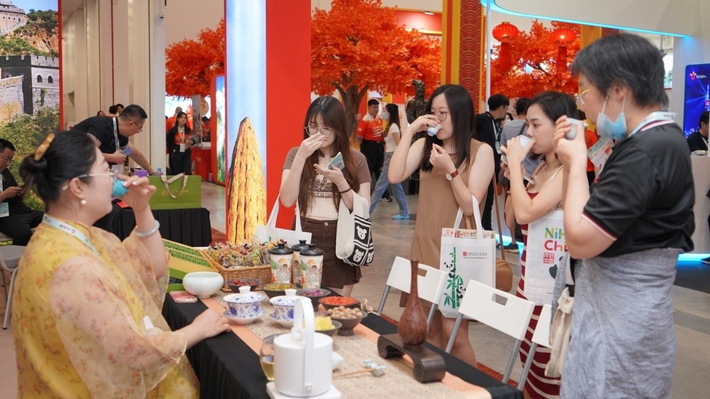 寧夏非遺八寶茶互動(dòng)展示。 吉隆坡中國文化中心供圖