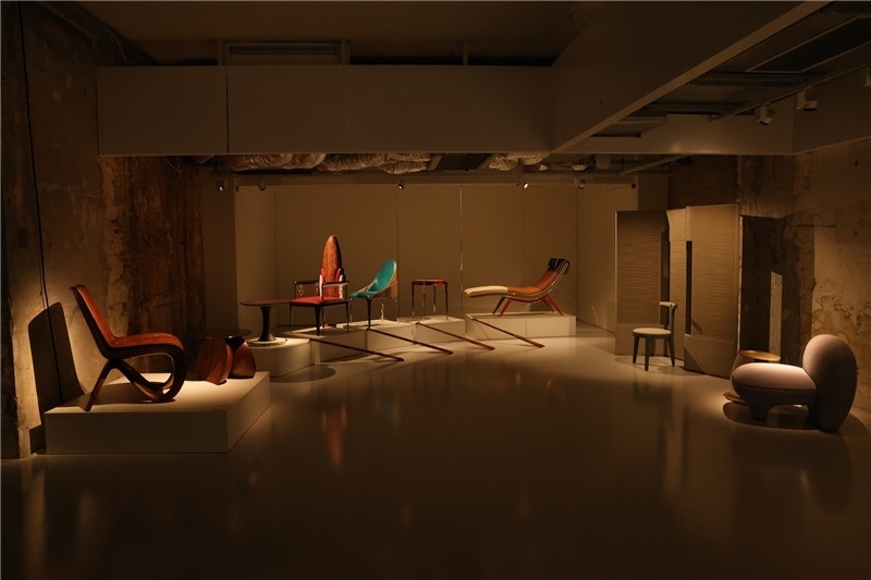 《新生萬物-中國非遺與當代設計展》展廳。陽光媒體集團供圖