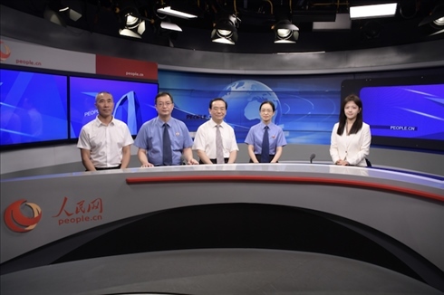 訪談現(xiàn)場(chǎng)。人民網(wǎng)記者 王曉嘯攝