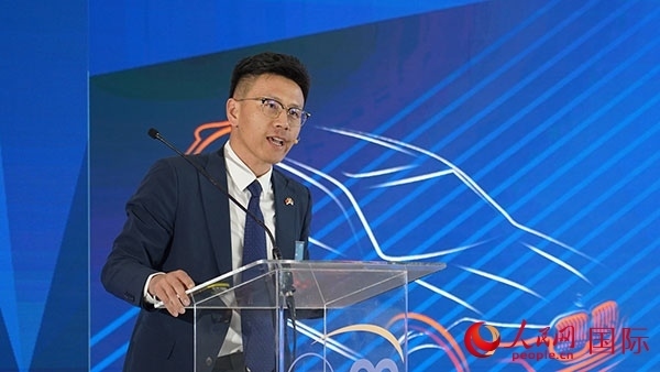 延鋒彼歐南非公司總經(jīng)理張?chǎng)沃罗o。人民網(wǎng) 張茜攝