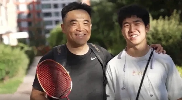 劉建波、劉傲寒父子。北航供圖