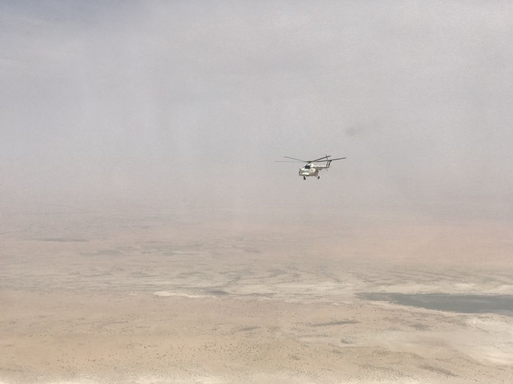 2017年8月8日，中國首支維和直升機分隊直升機飛行在蘇丹達爾富爾任務(wù)區(qū)上空。