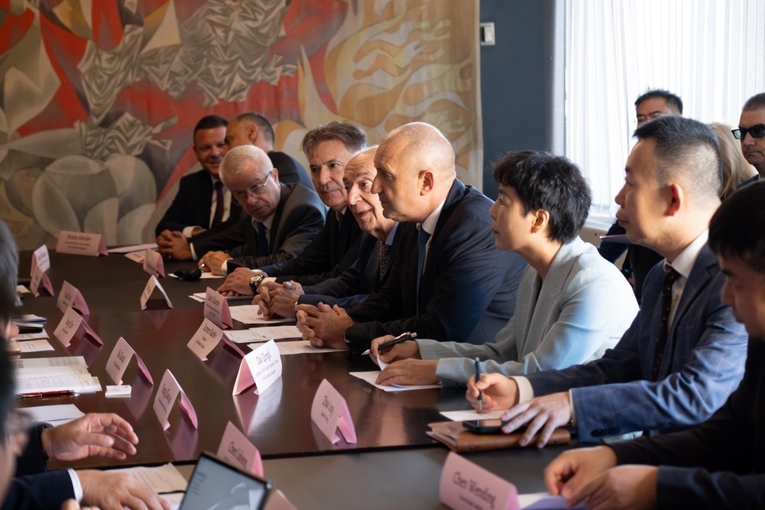 會議現(xiàn)場。中國駐保加利亞大使館供圖。