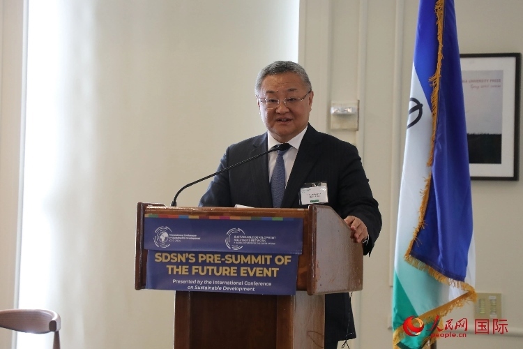 中國(guó)常駐聯(lián)合國(guó)代表傅聰大使發(fā)表演講。人民網(wǎng)記者 李志偉攝