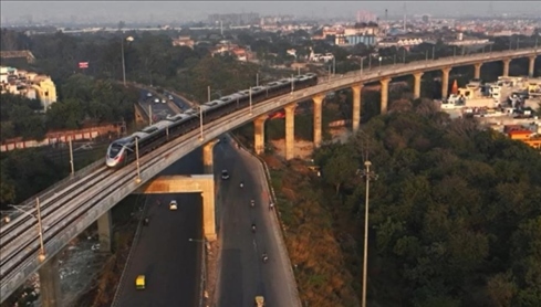 印度北部的軌道交通將自德里到密拉特的車程，從3-4小時(shí)縮短至約1小時(shí)
