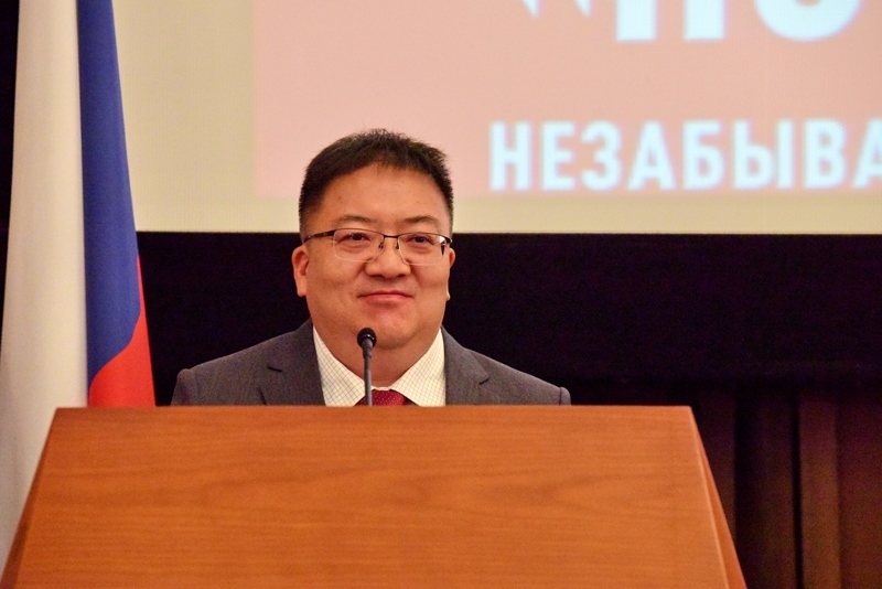 新華出版社社長(zhǎng)匡樂成致辭。 主辦方供圖