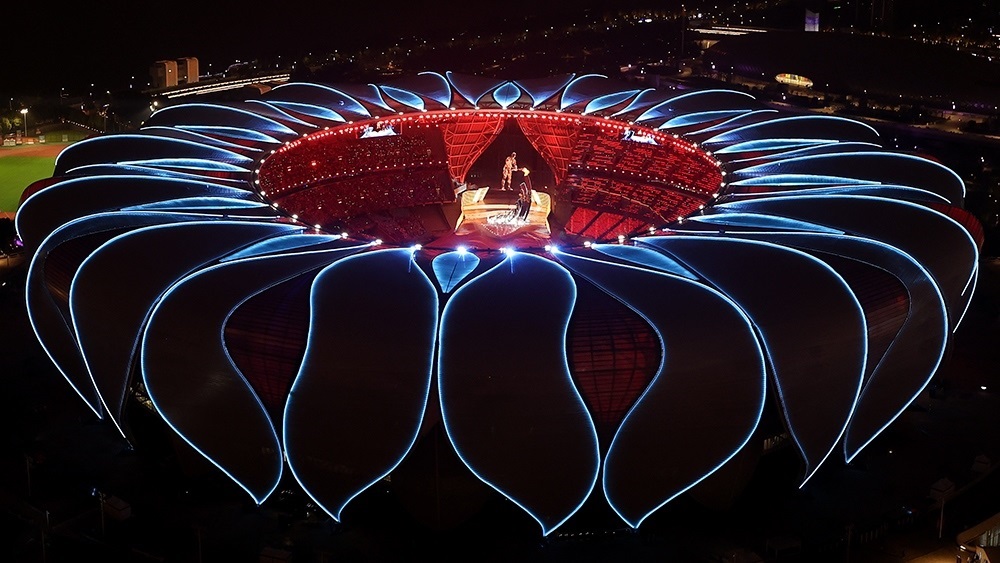 2023年9月23日，第19屆亞洲運動會開幕式上，最后一棒火炬手汪順和“數字火炬手”在開幕式上點燃主火炬。