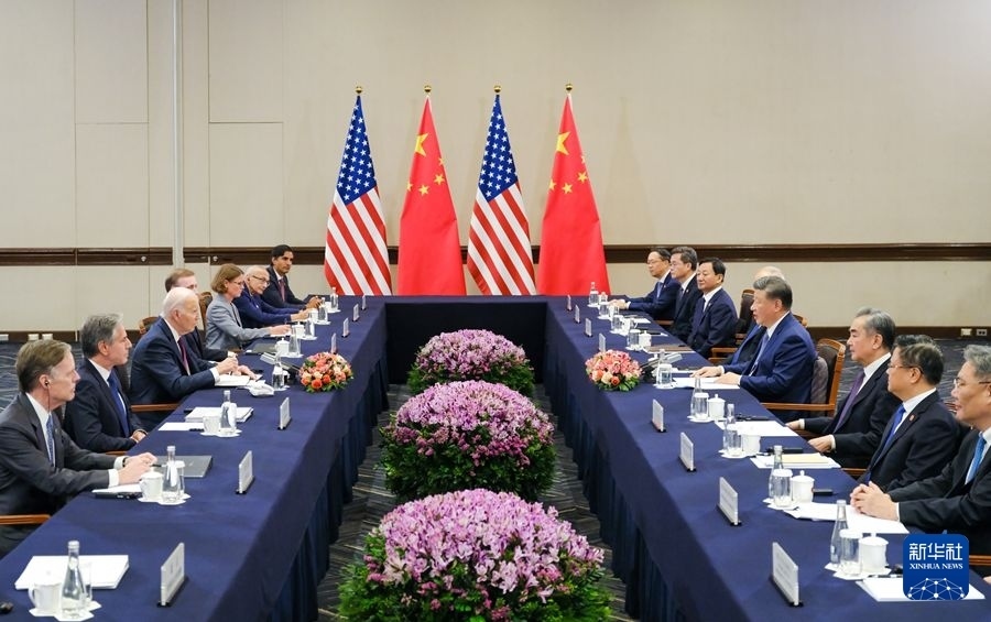 當(dāng)?shù)貢r(shí)間11月16日下午，國家主席習(xí)近平在利馬同美國總統(tǒng)拜登舉行會晤。新華社記者 丁林 攝