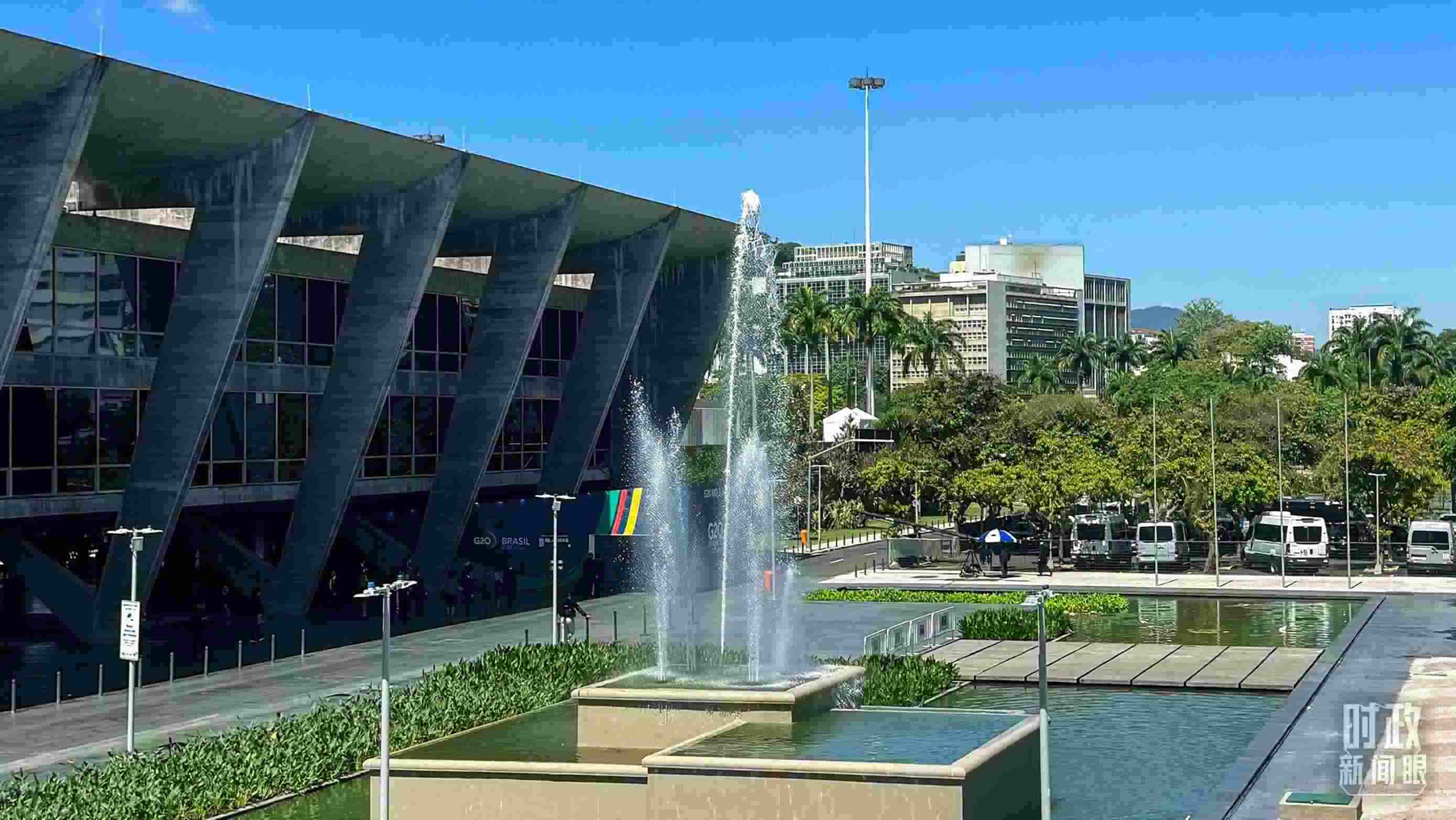 △G20峰會(huì)舉辦地，巴西里約熱內(nèi)盧現(xiàn)代藝術(shù)博物館。（總臺(tái)央視記者趙怡彬拍攝）