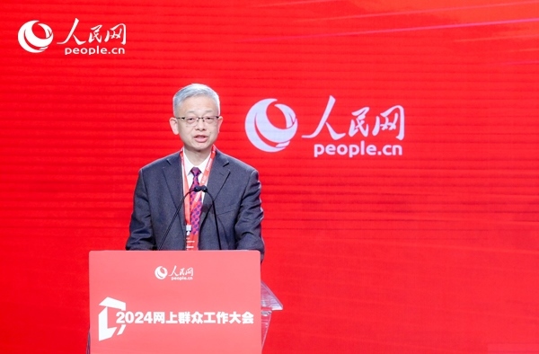 寧夏回族自治區(qū)銀川市委社會工作部副部長李卒作實踐分享。人民網(wǎng) 鄂智超攝