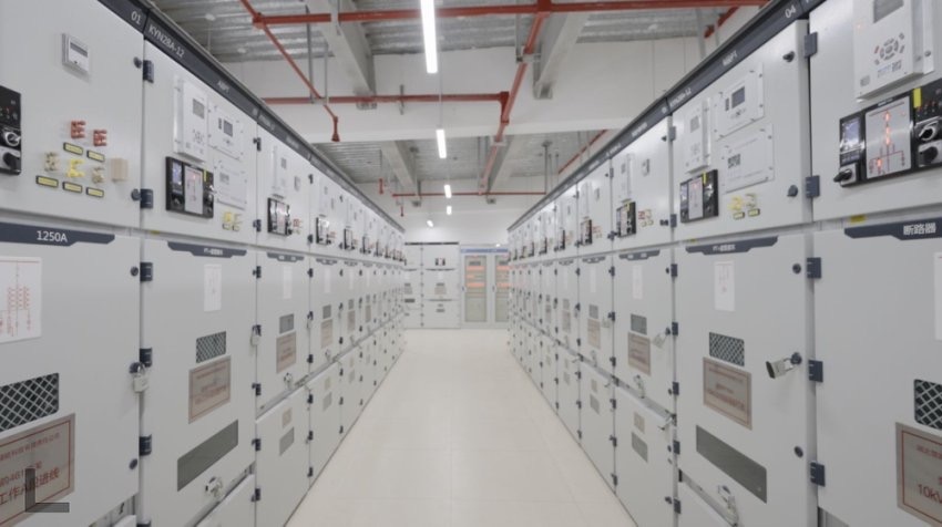 300兆瓦壓氣儲(chǔ)能示范工程高壓配電室。受訪者供圖