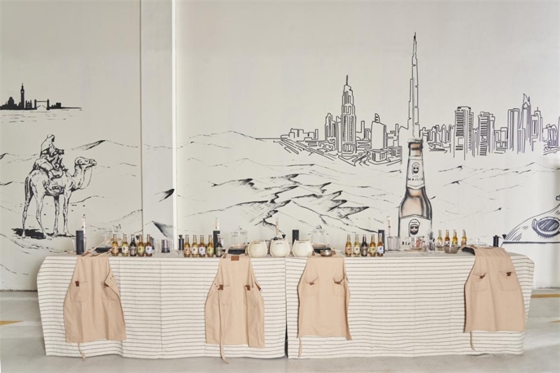 工廠內(nèi)設(shè)有互動區(qū)，參觀訪客可以親手制作麥芽飲料，受訪對象供圖