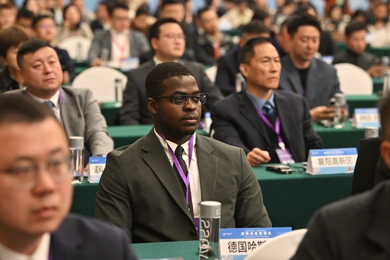 外企代表參加“進(jìn)博會走進(jìn)湖北”活動主題推介會。人民網(wǎng)記者 翁奇羽攝