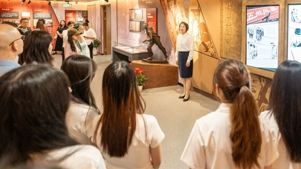 思政課現(xiàn)場。東華大學(xué)供圖